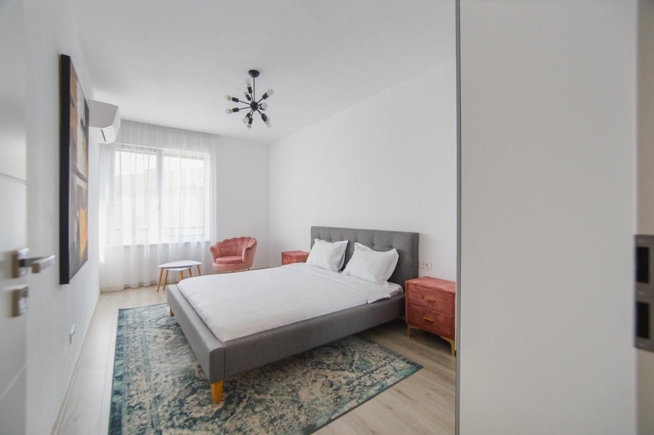 Perfect Harmony At Eas Residence Oradea Exterior photo